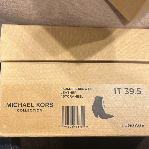 MICHAEL KORS Collection RADCLIFFE RUNWAY Leather Boots Sz 39.5 NIB - Picture 5 of 5